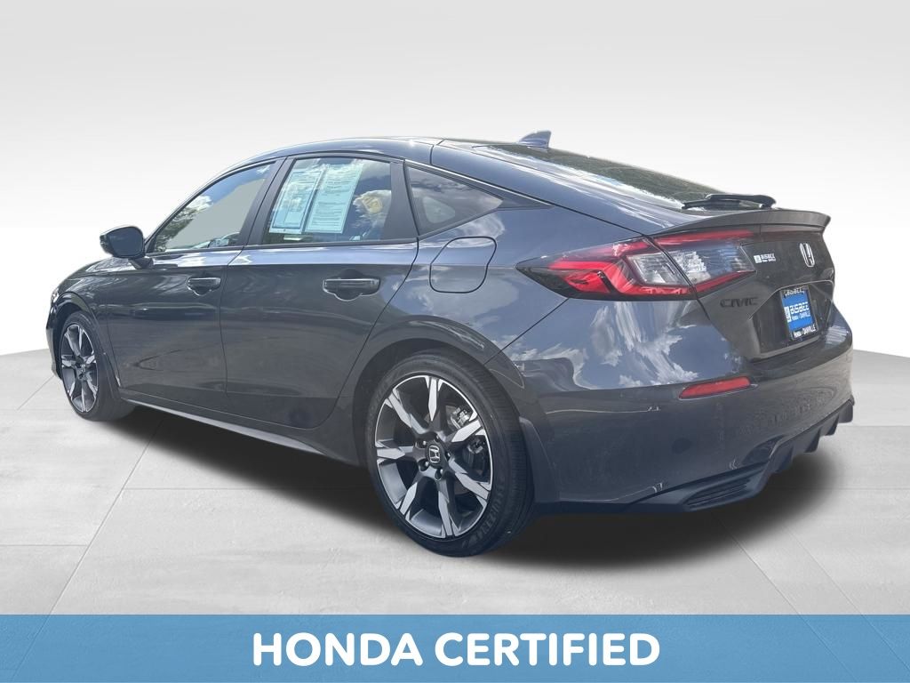 View vehicle photo 4