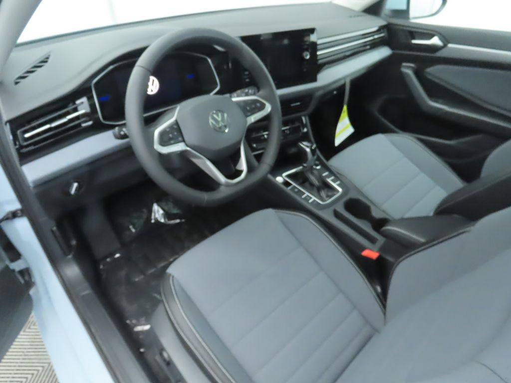 Thumbnail: 2026 Volkswagen Jetta - 9