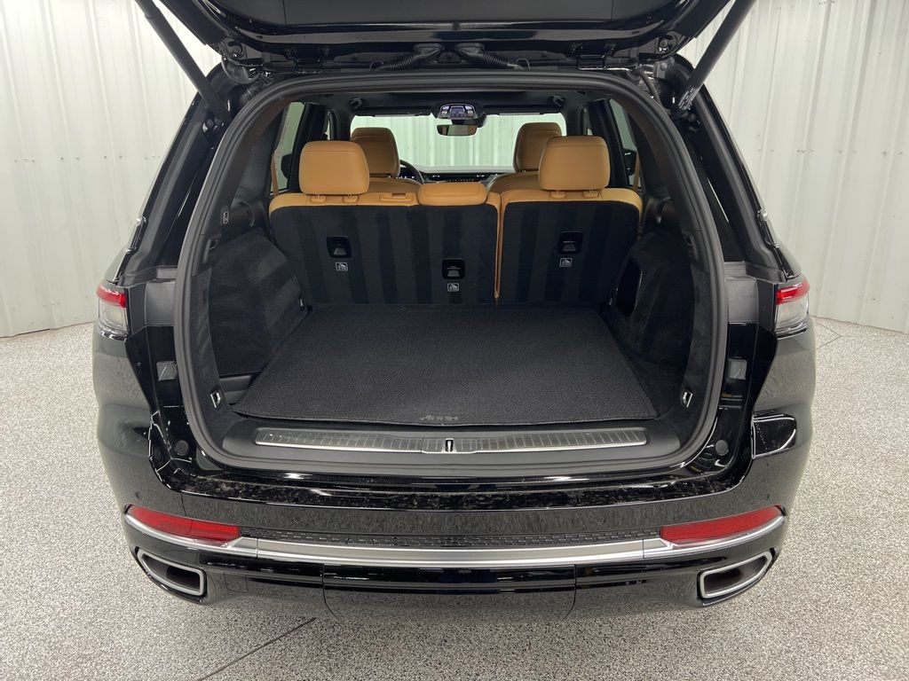 2024 Jeep Grand Cherokee Summit - 8