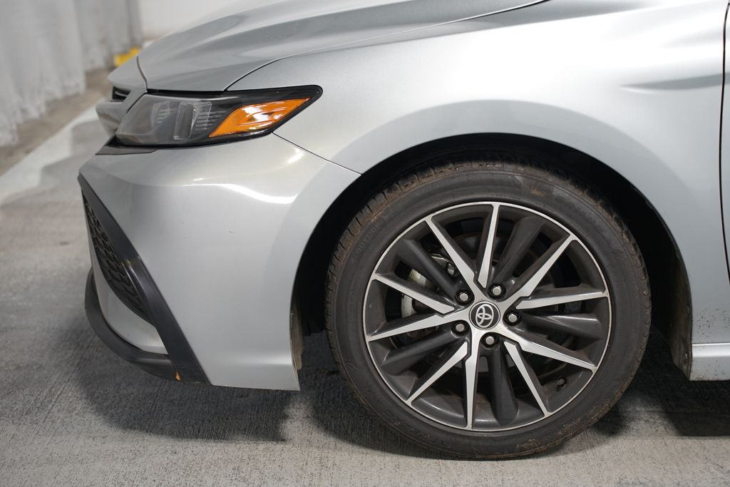 Thumbnail: 2023 Toyota Camry - 5