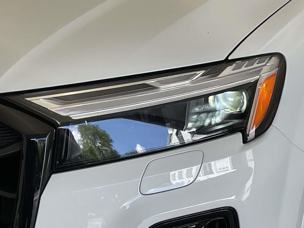 2026 Audi Q7 55 Premium White at Audi Porsche Sewickley