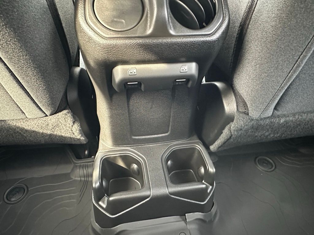 2025 Jeep Wrangler 4-Door Sport S - Photo 33