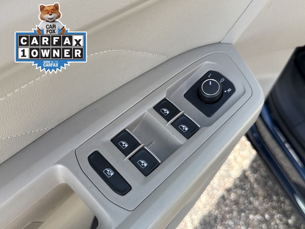 2022 Volkswagen Atlas 2.0T SE  at Bayway Cadillac of The Woodlands