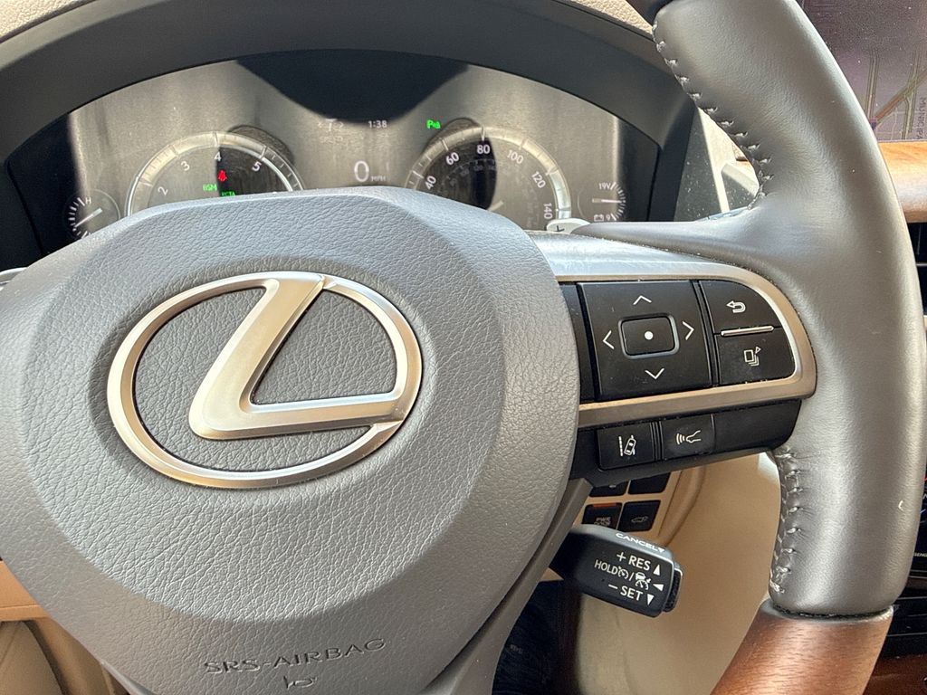 Thumbnail: 2020 Lexus LX - 27
