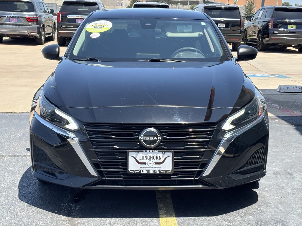 Used 2024 Nissan Altima Sedan