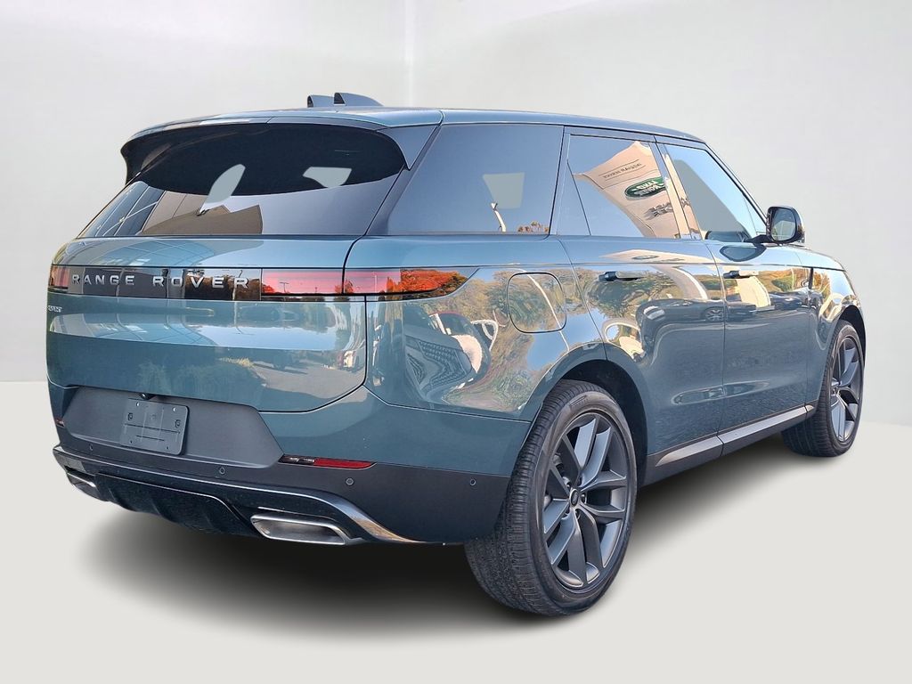 2025 Land Rover Range Rover Sport SE 3