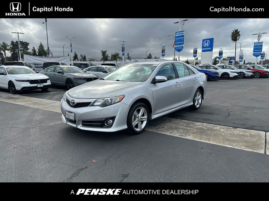 2014 Toyota Camry SE -
                San Jose, CA