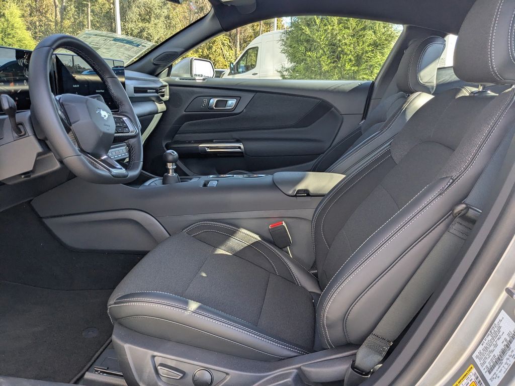 2025 Ford Mustang GT Fastback