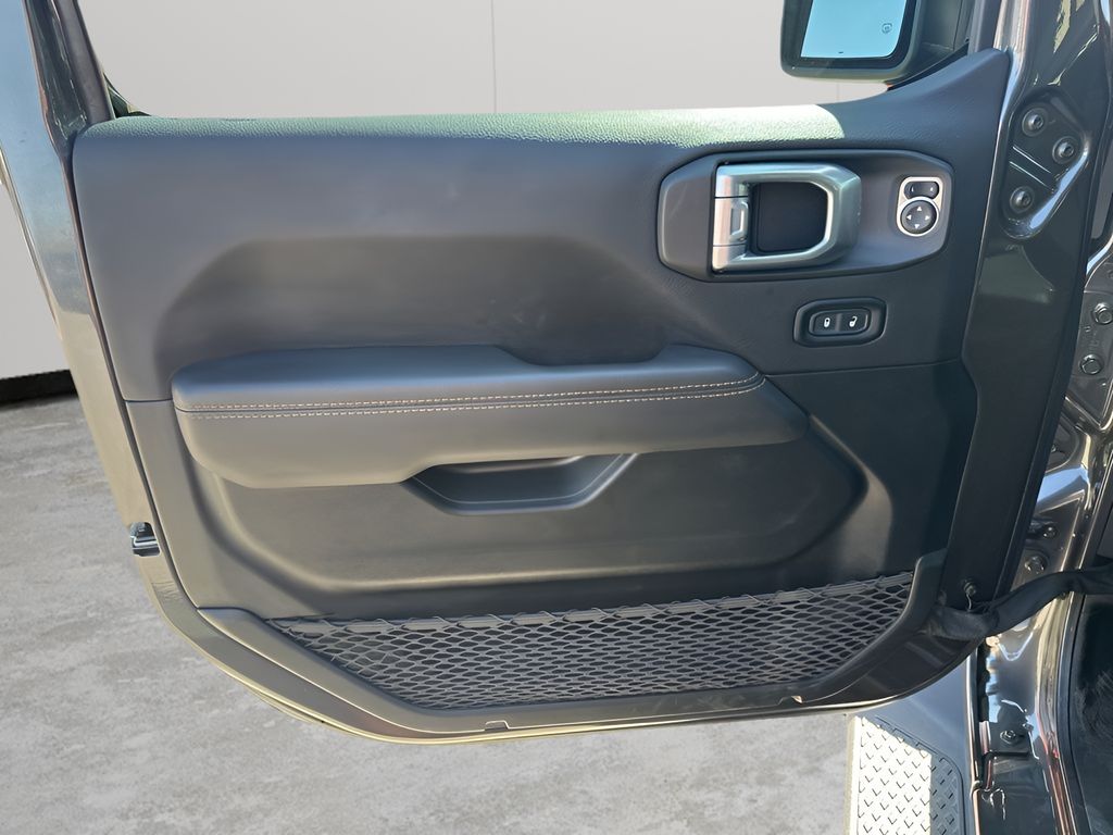 Used Car 2021 Jeep Gladiator  High Altitude For Sale Under $30,000 In Austin, Texas