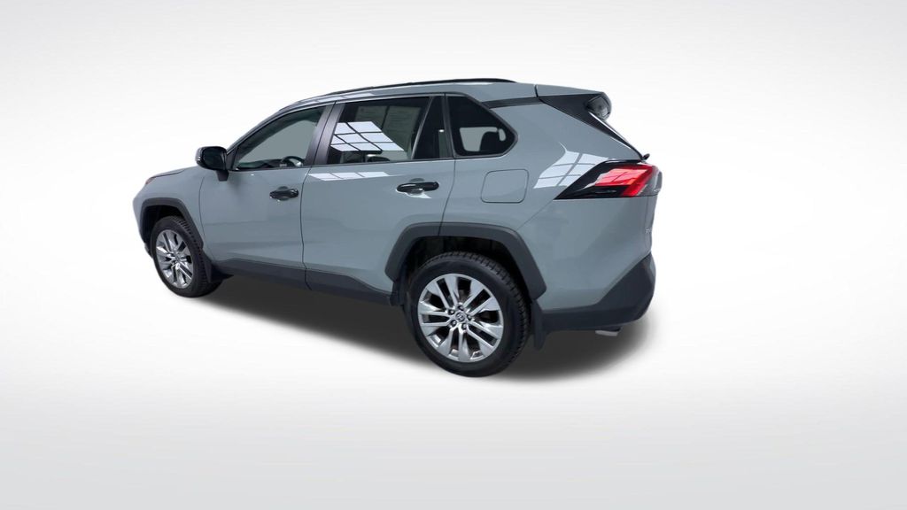 Used 2021 Toyota RAV4 SUV