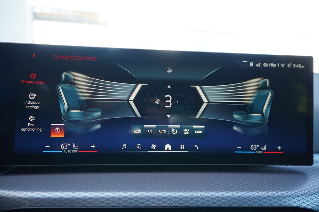 Thumbnail: 2026 BMW i4 - 17