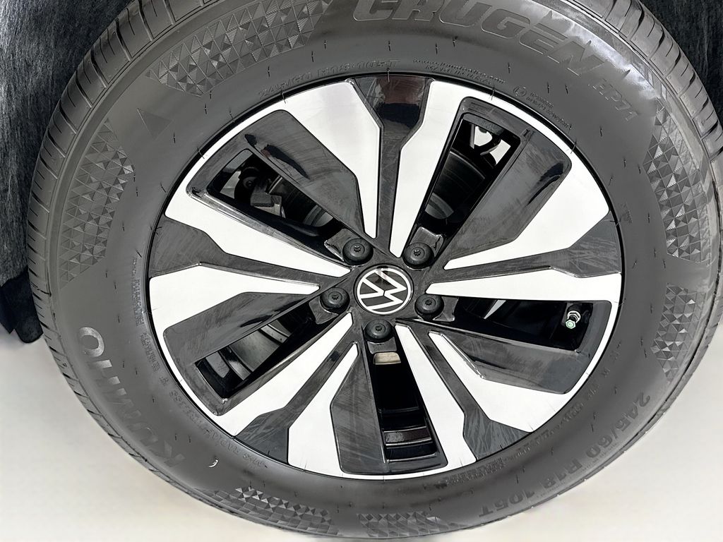 Thumbnail: 2026 Volkswagen Atlas - 29