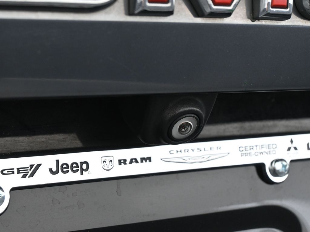 Used 2022 Onyx Black GMC AT4 image 50