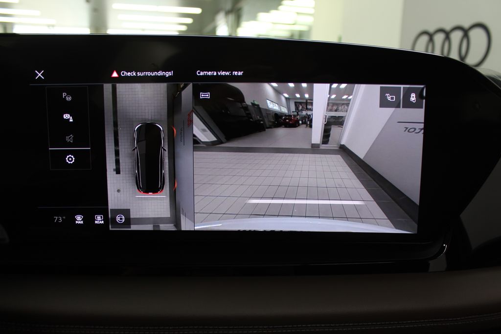 2025 Audi e-tron Premium 21