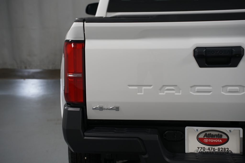 Thumbnail: 2025 Toyota Tacoma - 10