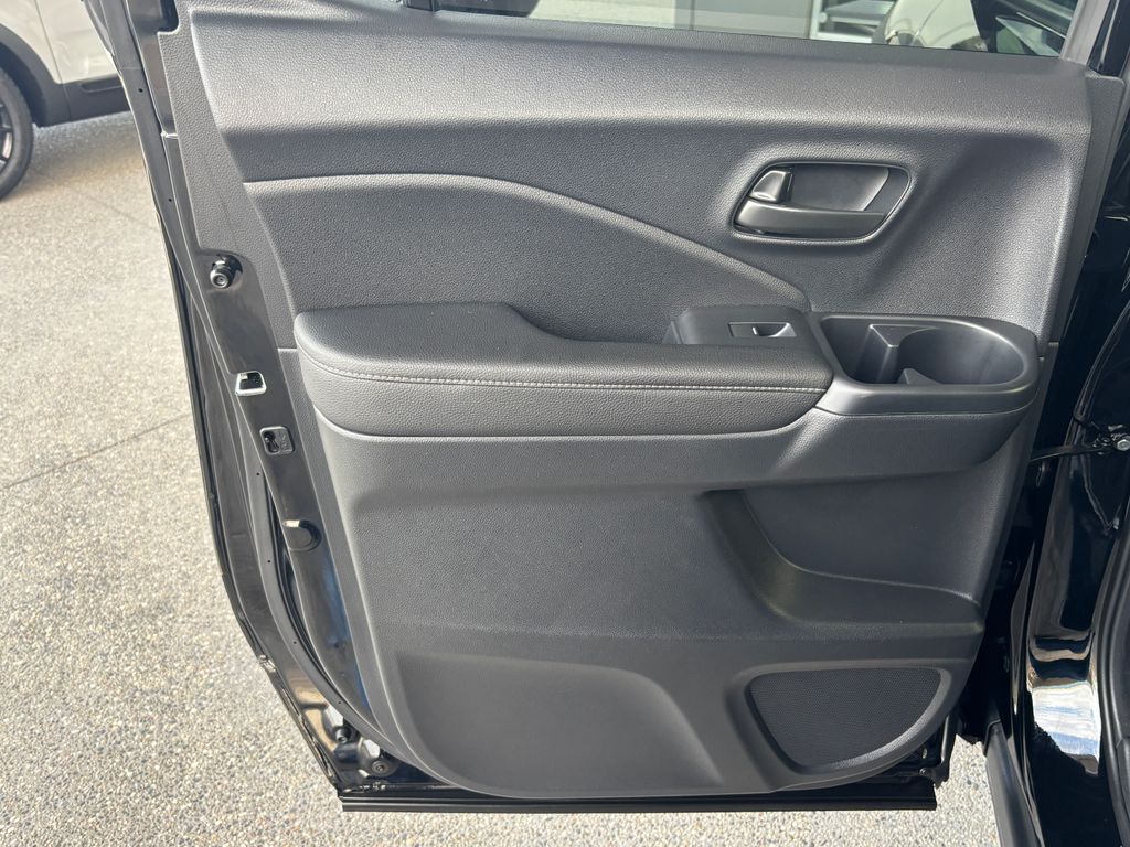 Thumbnail: 2025 Honda Ridgeline - 27