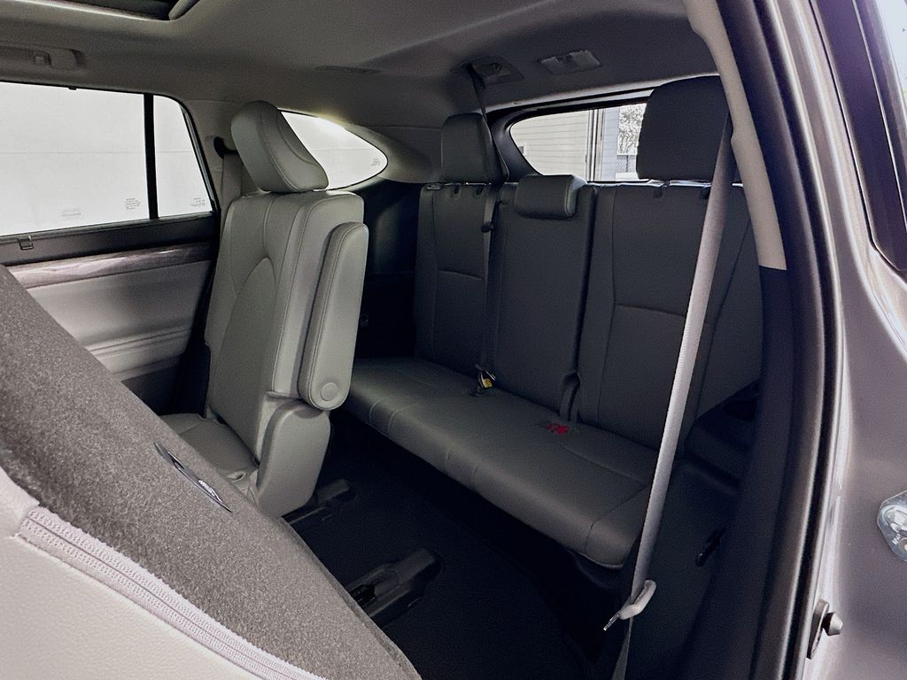 car-gallery-28