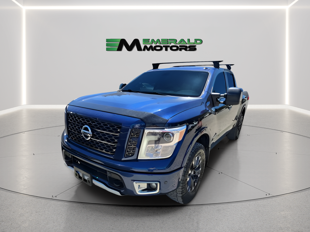  2018 Nissan Titan Pickup Truck Four-Wheel Drive 7-Speed Automatic