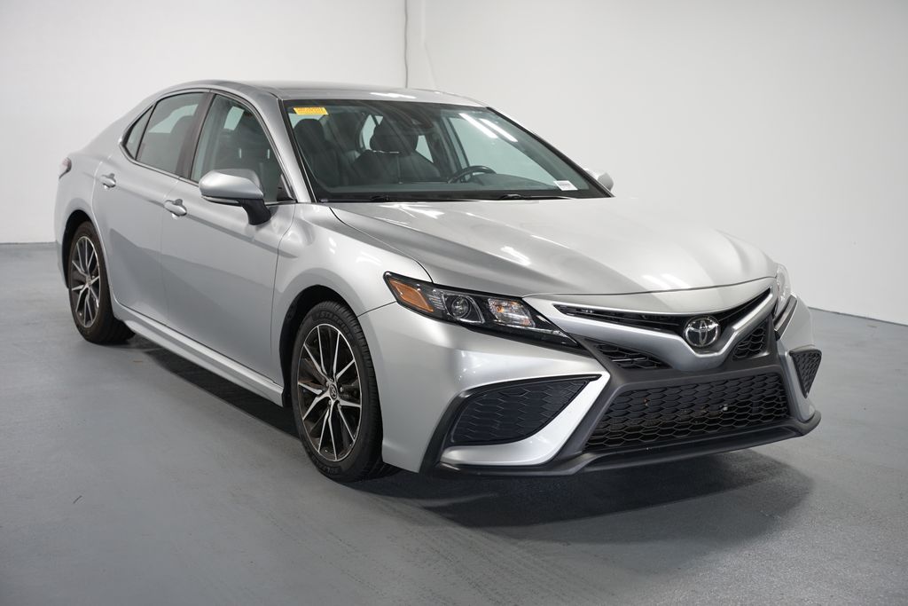 Thumbnail: 2023 Toyota Camry - 3