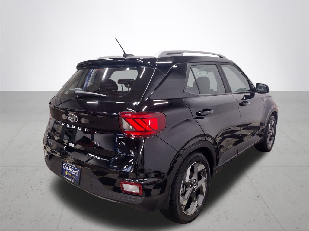 2024 Hyundai Venue SEL