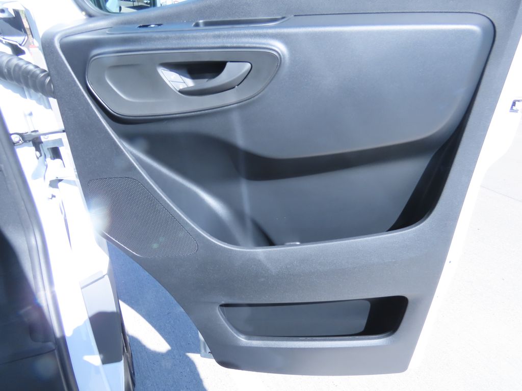 Thumbnail: 2025 Mercedes-Benz Sprinter - 23