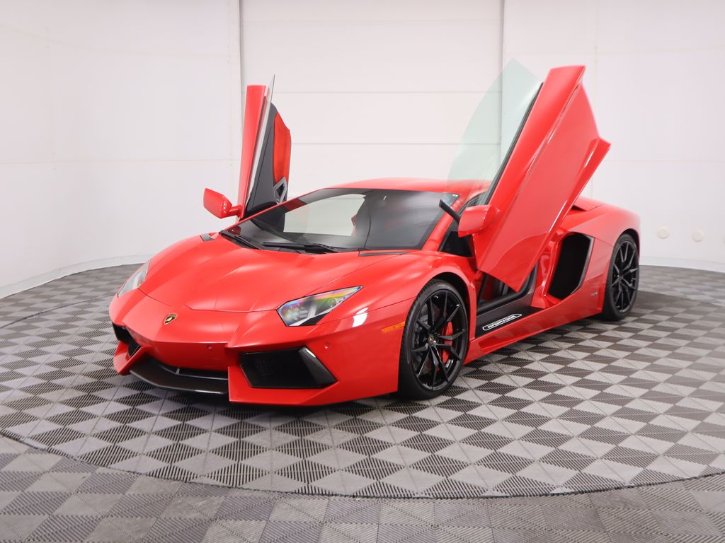 2014 Lamborghini Aventador  9