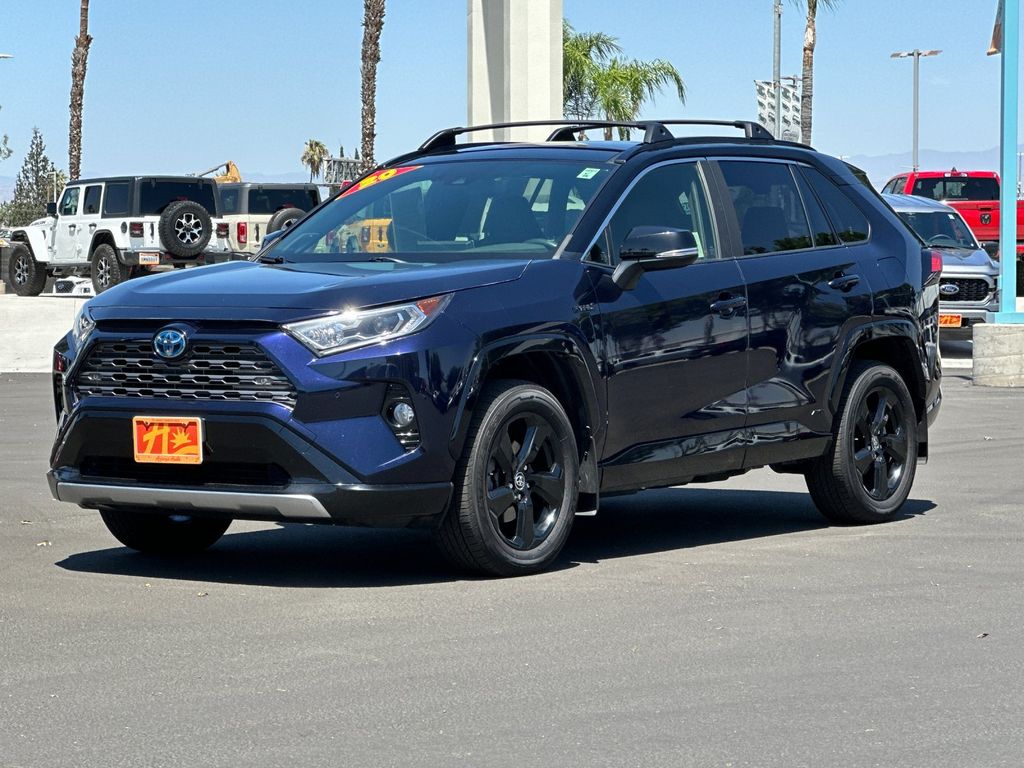 2020 Toyota RAV4 Hybrid XSE