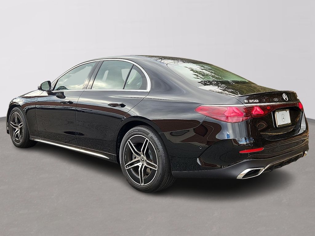 Thumbnail: 2026 Mercedes-Benz E-Class - 4