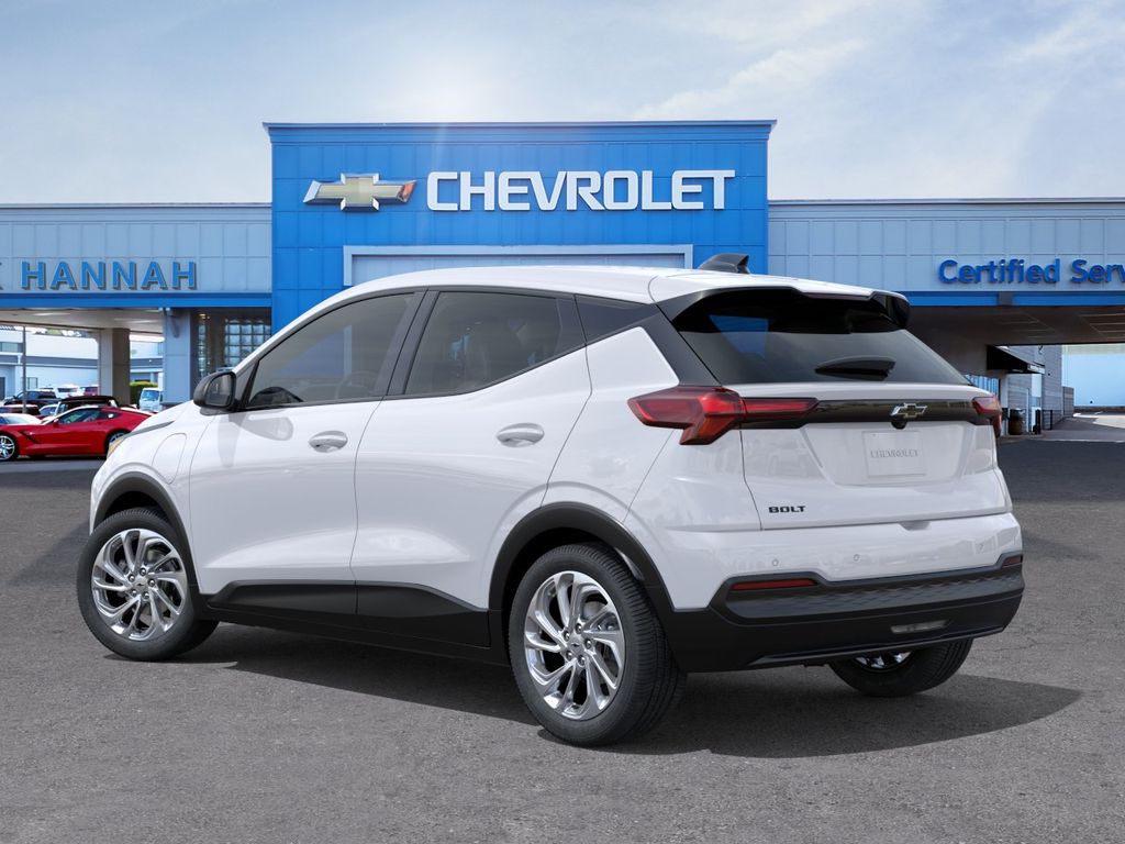 2027 Chevrolet Bolt EV LT