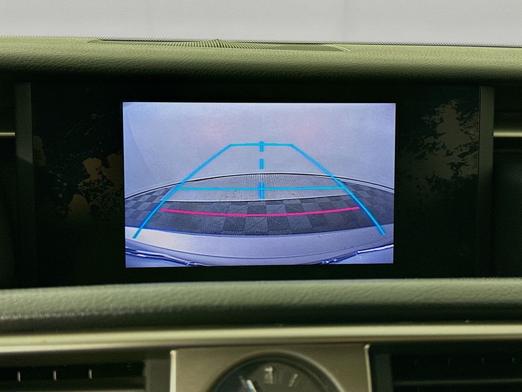 Thumbnail: 2014 Lexus IS - 14