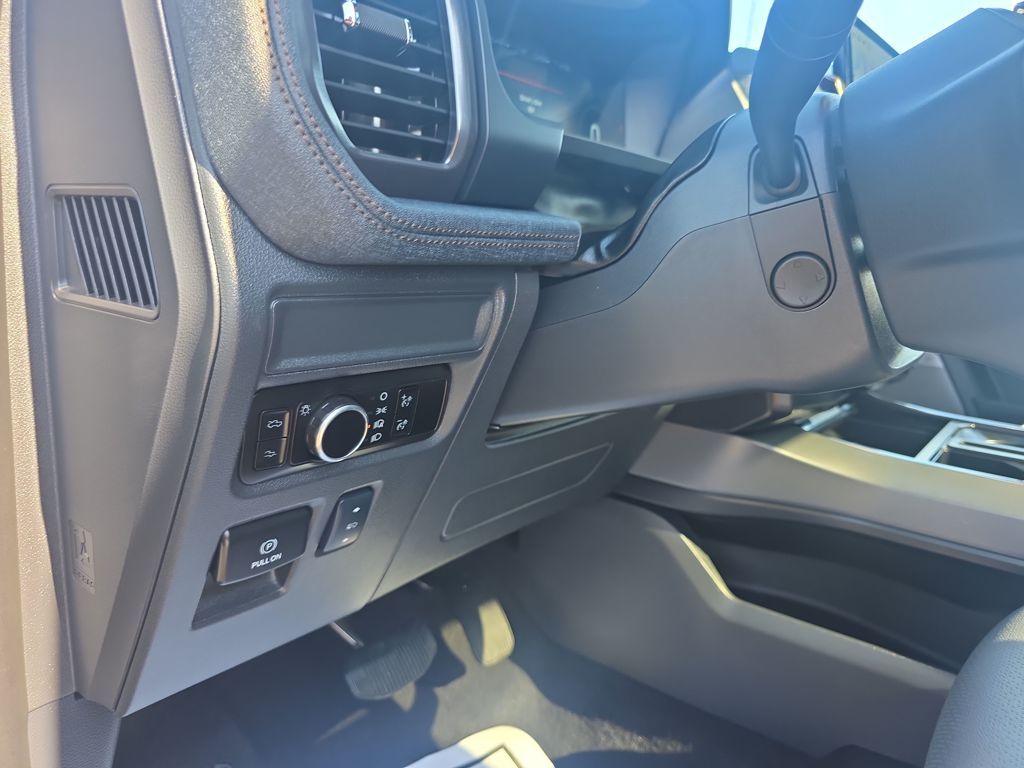 Certified Used 2025 Black Ford Lariat image 25