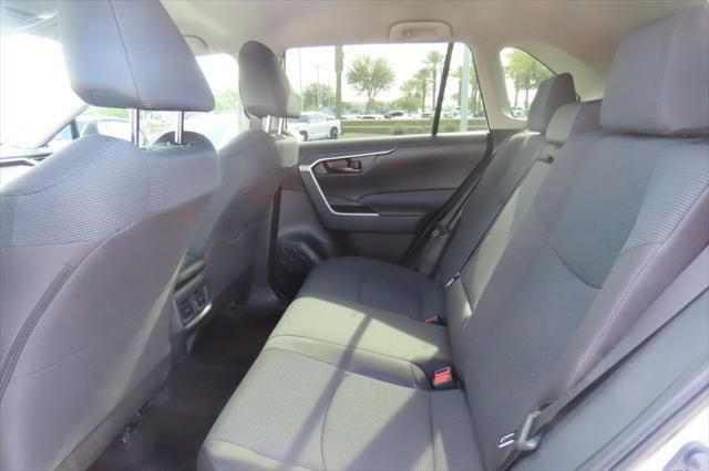 Thumbnail: 2025 Toyota RAV4 - 20