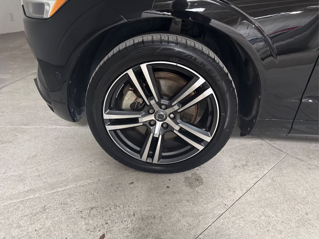 2018 Volvo XC60 Momentum - Photo 30