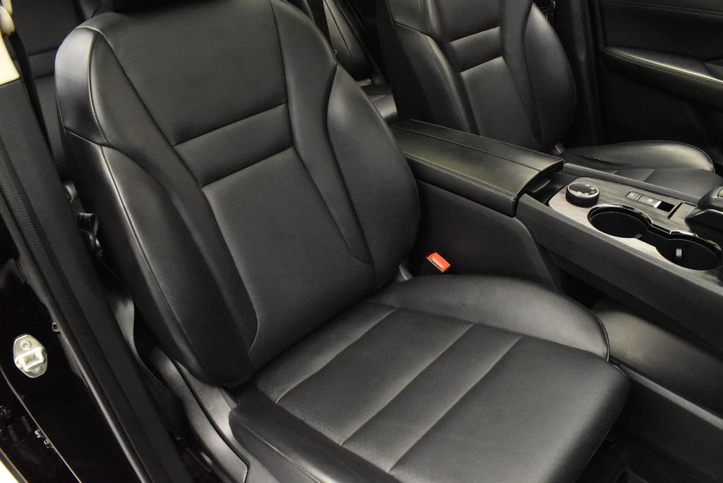 2022 Nissan Rogue SV 24