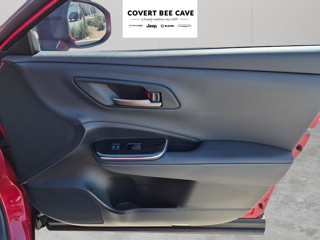 Used Car 2025 Toyota Crown Signia  Limited For Sale Under $40,000 In Austin, Texas