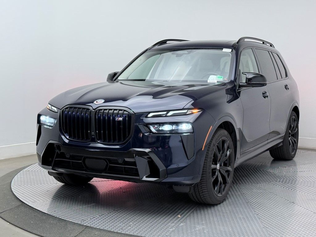 Thumbnail: 2023 BMW X7 - 5