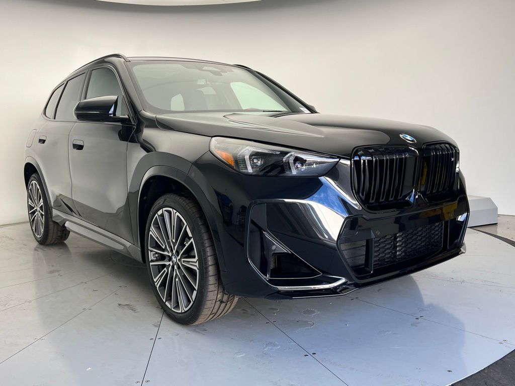 Thumbnail: 2026 BMW X1 - 2