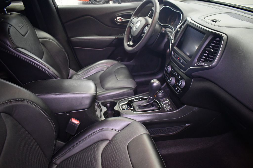 Thumbnail: 2023 Jeep Cherokee - 30