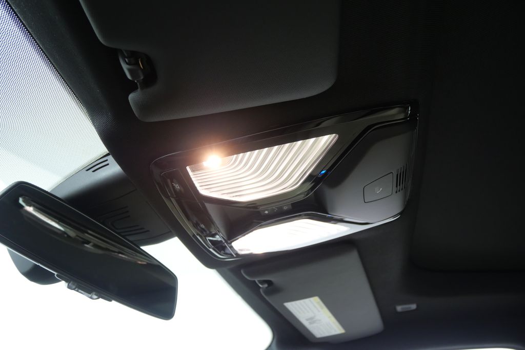 2025 BMW i4 eDrive40 19