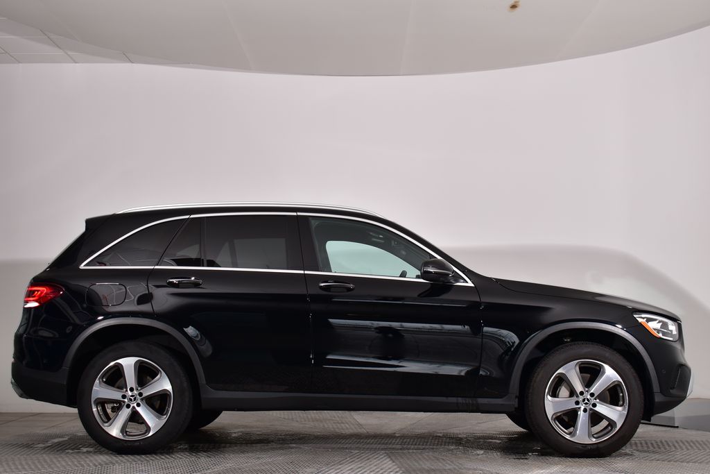 Thumbnail: 2022 Mercedes-Benz GLC - 6