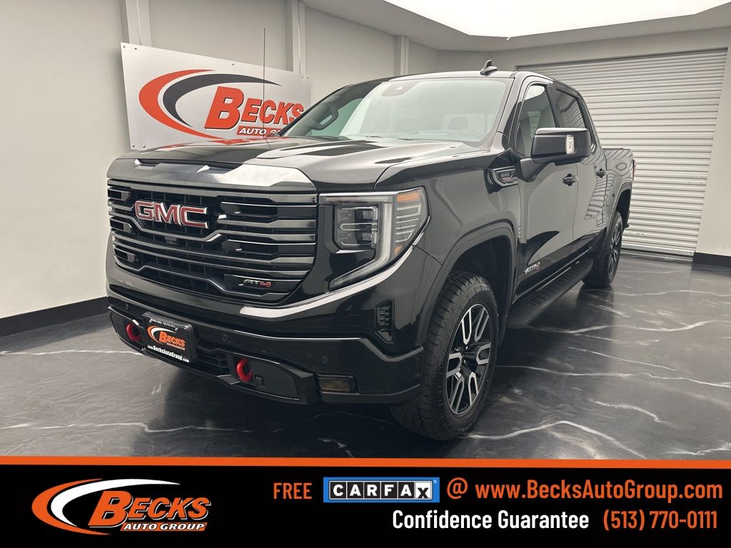 2023 GMC Sierra 1500 AT4 Crew Cab 4WD