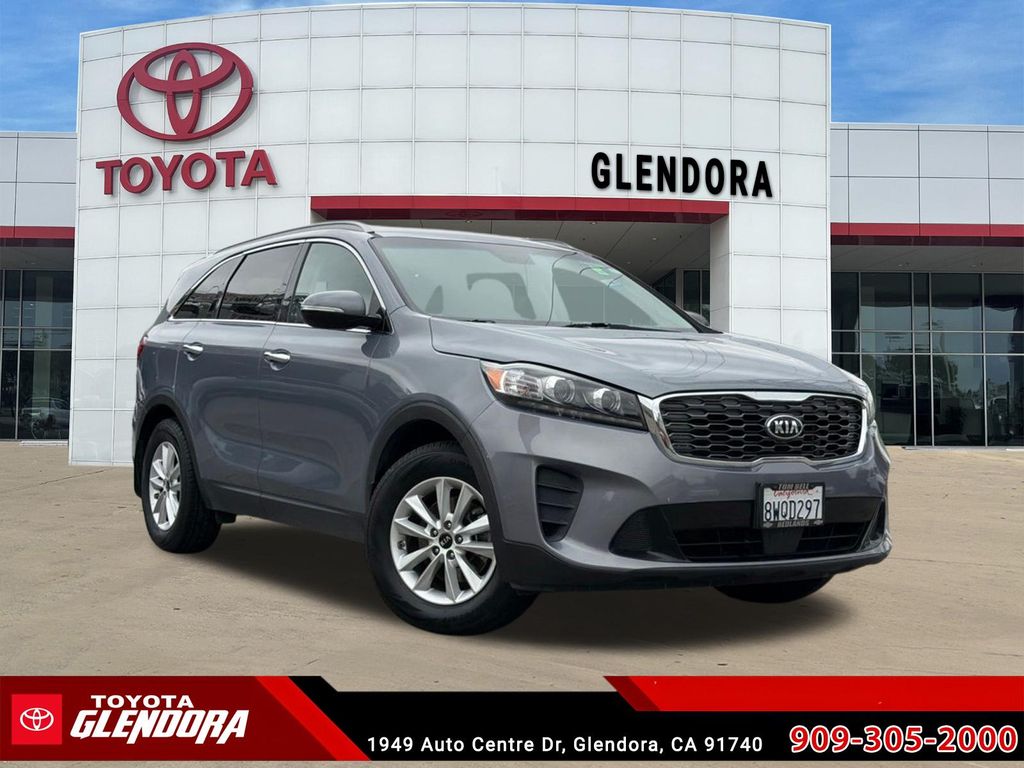 2020 Kia Sorento LX AT's photo
