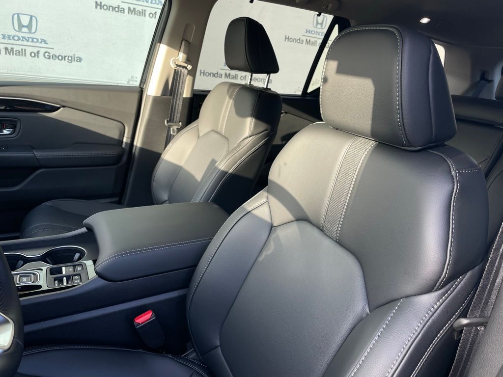 2025 Honda Pilot EX-L 26