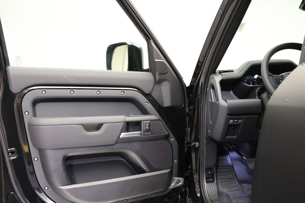 Thumbnail: 2026 Land Rover Defender - 27
