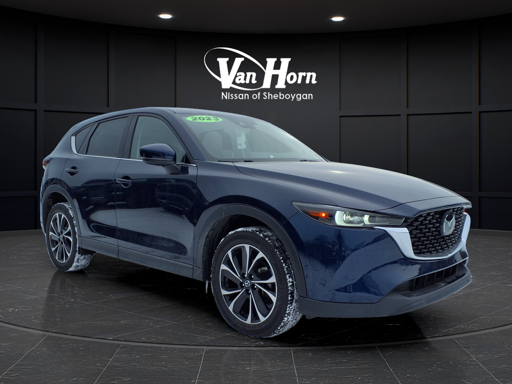 2023 Mazda CX-5 S Premium package