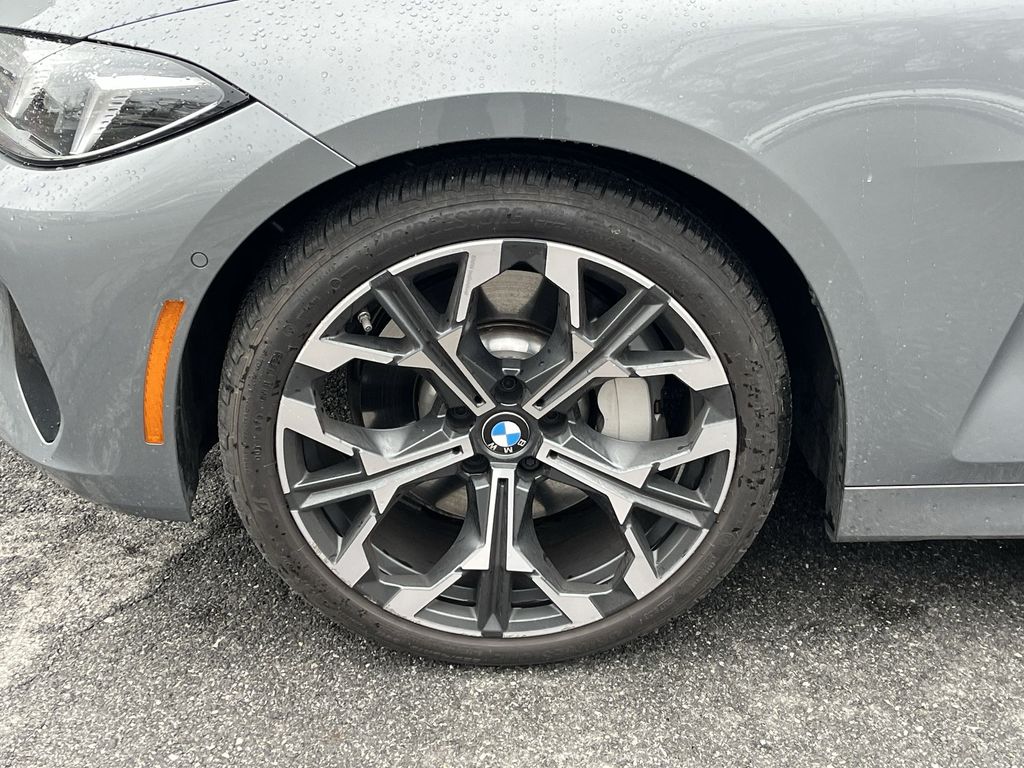 Thumbnail: 2026 BMW 4 Series - 10