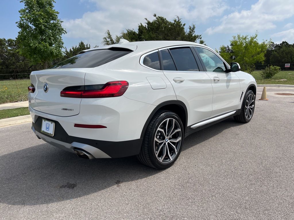 2023 BMW X4 xDrive30i 4