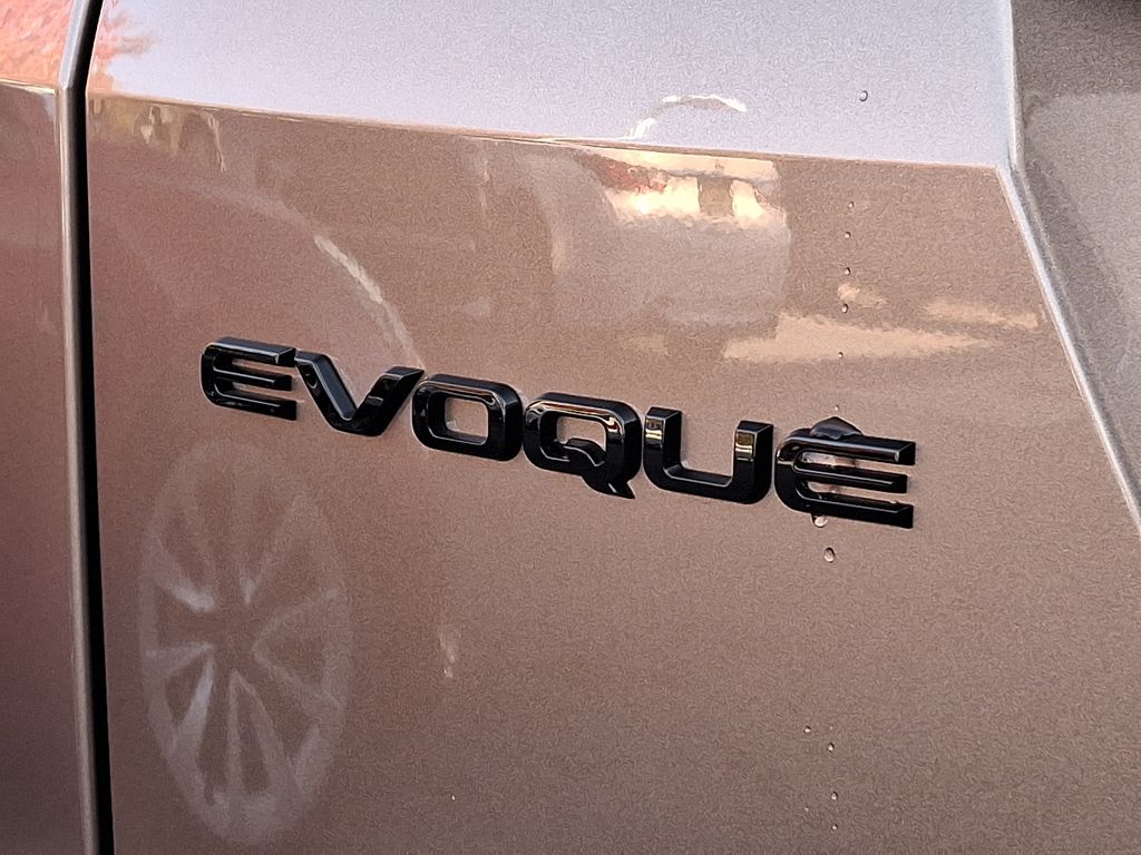 2025 Land Rover Range Rover Evoque Dynamic 21