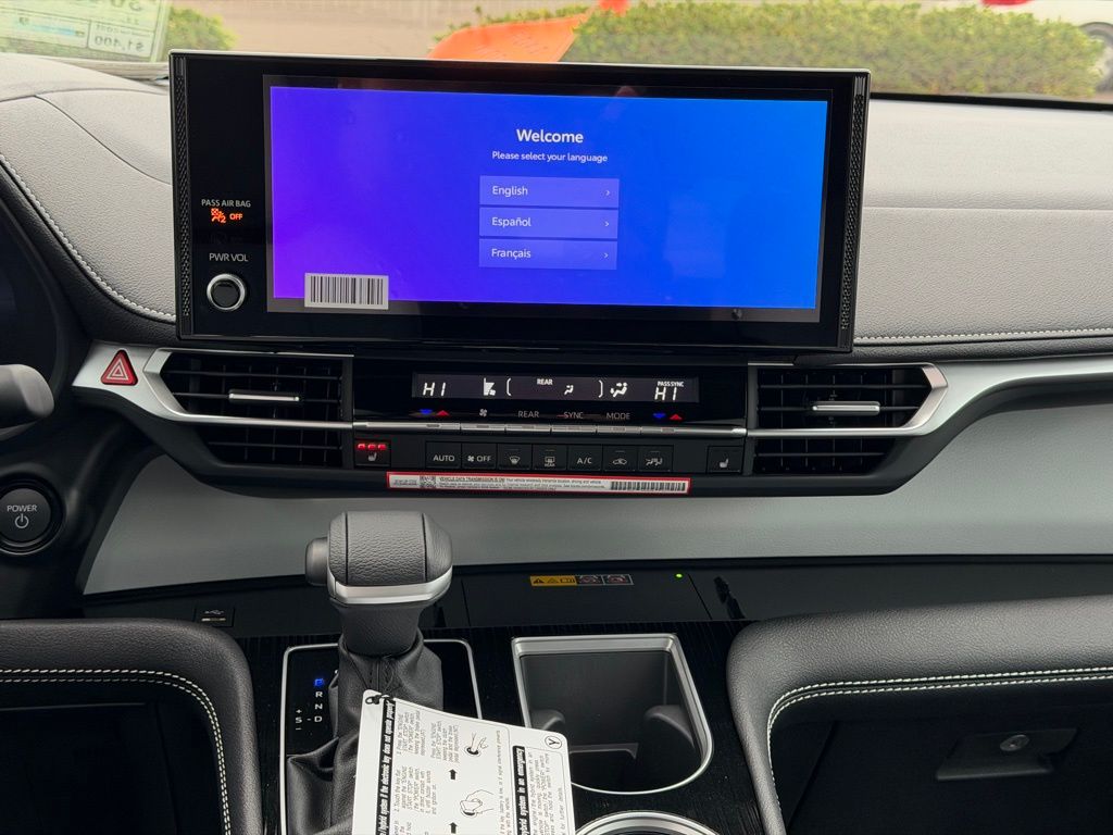 Thumbnail: 2026 Toyota Sienna - 14