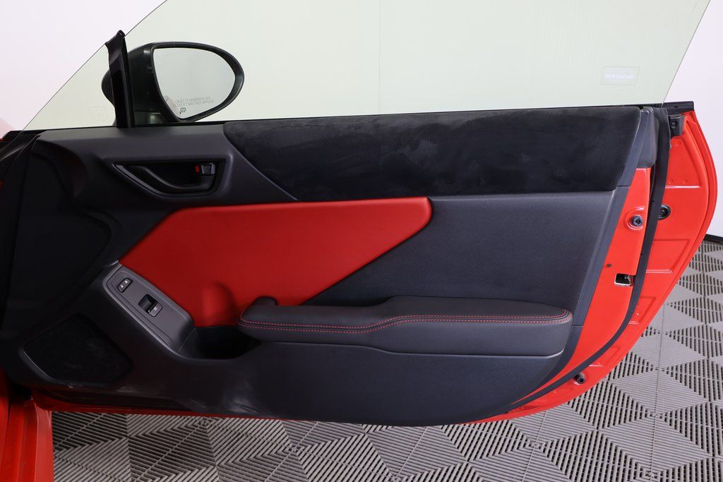 Thumbnail: 2024 Toyota GR86 - 11